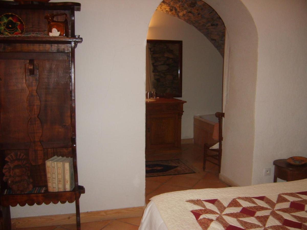 Domaine De Lara Bed & Breakfast Barcelonnette Exterior photo