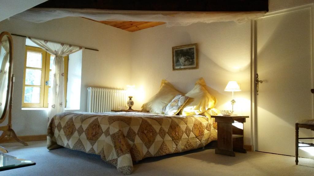 Domaine De Lara Bed & Breakfast Barcelonnette Room photo