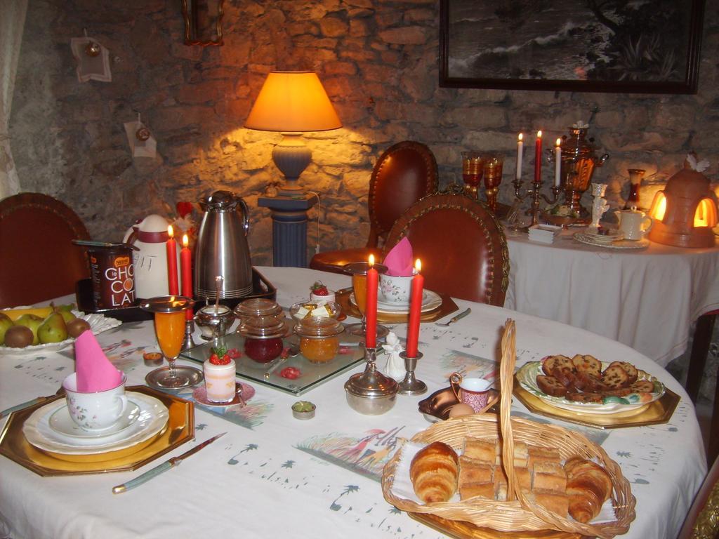 Domaine De Lara Bed & Breakfast Barcelonnette Exterior photo