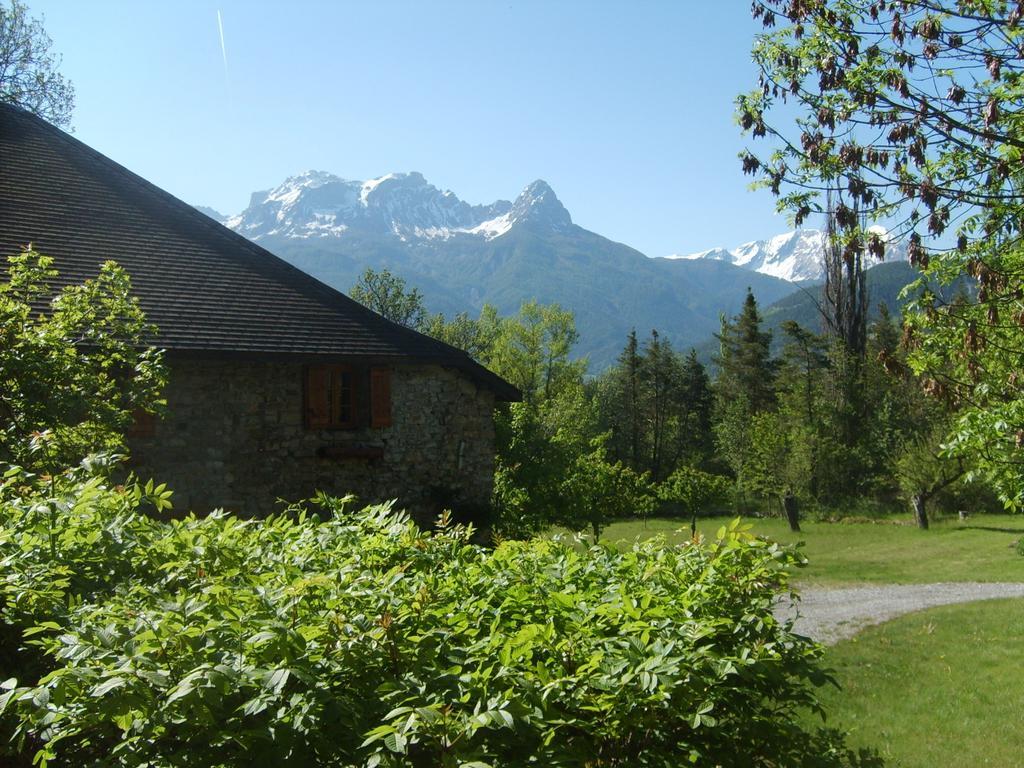 Domaine De Lara Bed & Breakfast Barcelonnette Exterior photo