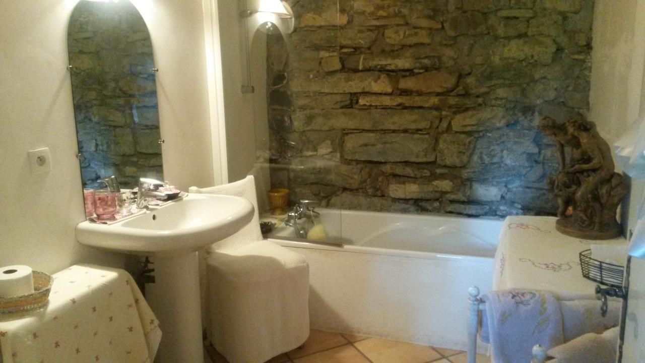 Domaine De Lara Bed & Breakfast Barcelonnette Exterior photo